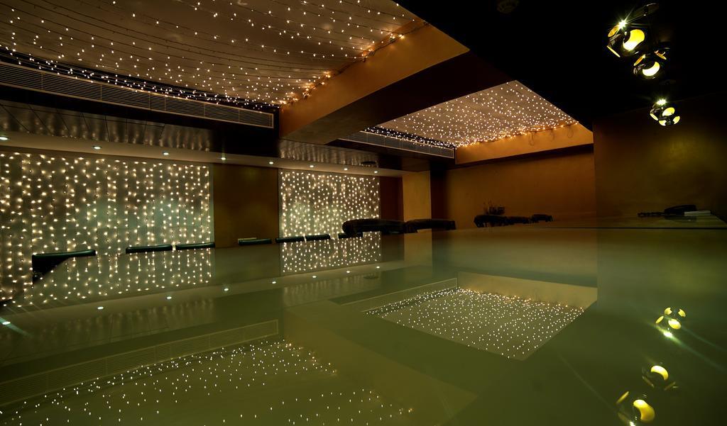 Hotel Park Maple Amritsar Esterno foto