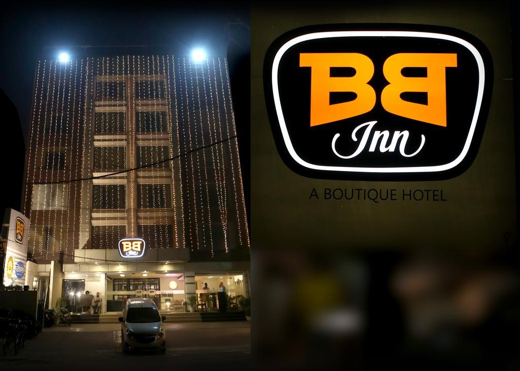 Hotel Park Maple Amritsar Esterno foto